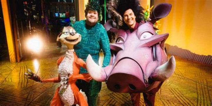 Are Timon and Pumbaa a couple? – Celebrity
