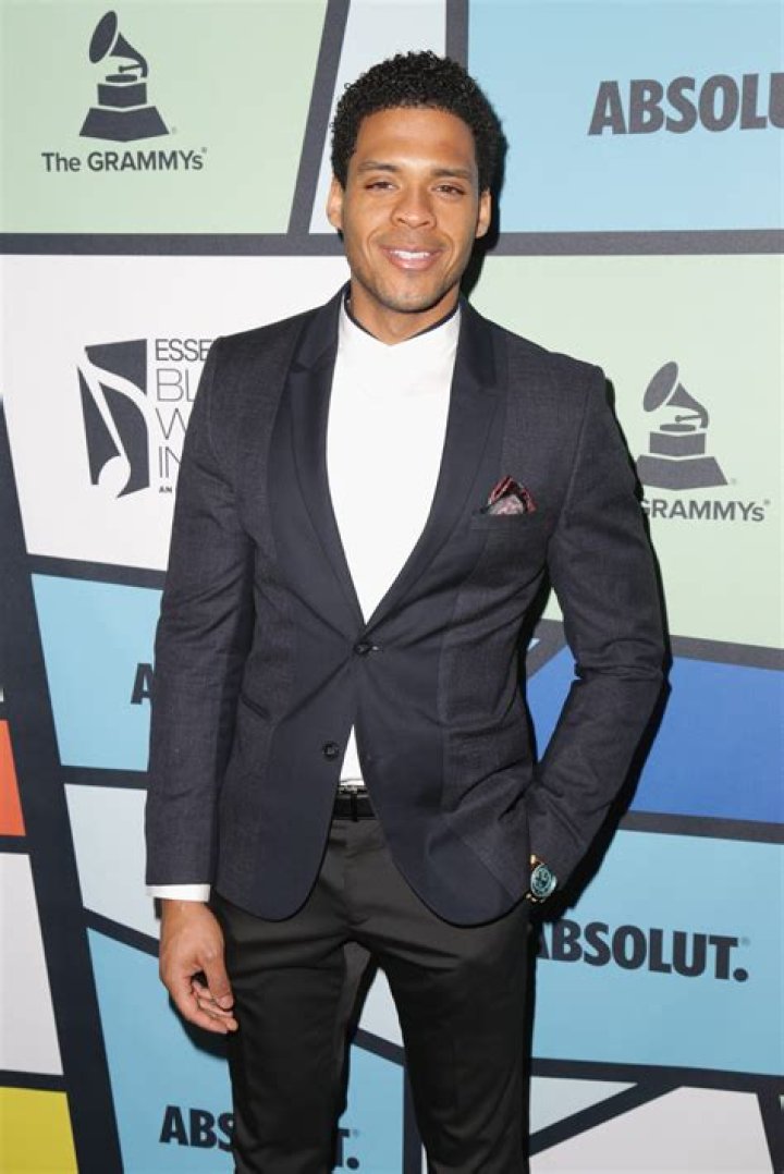 Deric Augustine wife: Is Deric Augustine married?