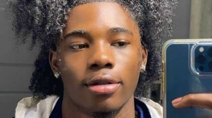 Hakeem Newkirk Sister celebzbiography.com