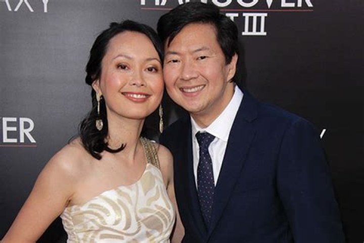 Is Ken Jeong’s wife still a doctor? – Celebrity