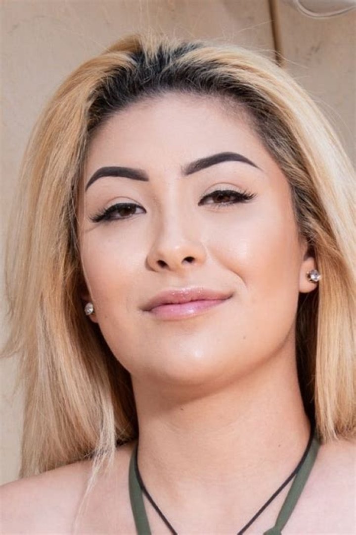 Serena Skye Images celebzbiography.com